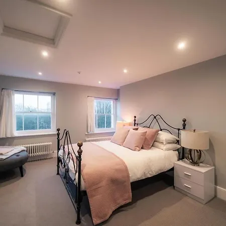 3 The Steyne - Stunning 5 Storey Georgian House With Cinema Room Worthing Exterior photo