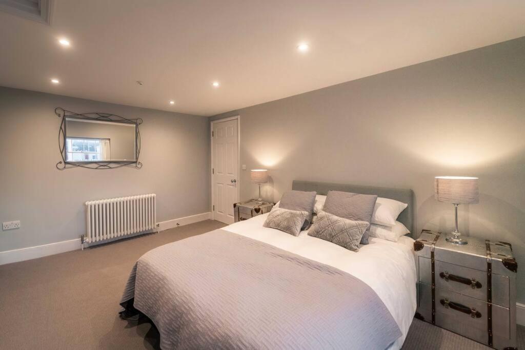3 The Steyne - Stunning 5 Storey Georgian House With Cinema Hébergement de vacances *
