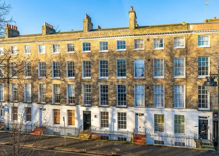 3 The Steyne - Stunning 5 Storey Georgian House With Cinema Room
