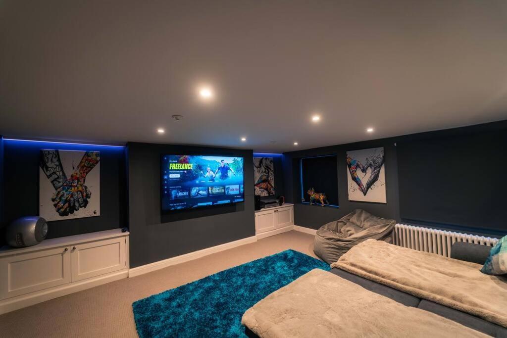 3 The Steyne - Stunning 5 Storey Georgian House With Cinema *