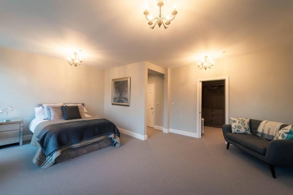 3 The Steyne - Stunning 5 Storey Georgian House With Cinema Holiday home *